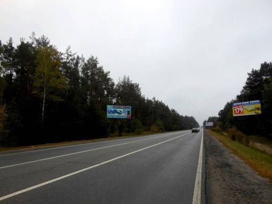 Фото рекламной плоскости по адресу Конча-Заспа, траса Р-02, км 34+900 ліво, поворот на с. Плюти