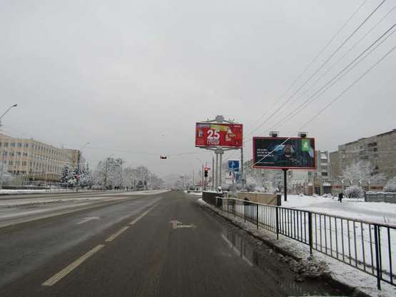 Фото рекламной плоскости по адресу Богдана Хмельницького вул., 269 - Грінченка вул., (призма)