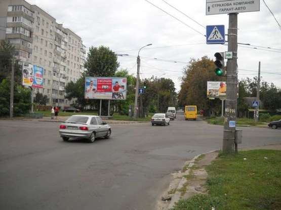 Фото рекламної площини за адресою Чигиринська вул. - Добровольського вул.