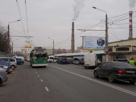 Фото рекламної площини за адресою Королева ул., 90 (напротив)