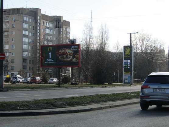 Фото рекламной плоскости по адресу Вячеслава Чорновола просп. - Торф`яна вул.
