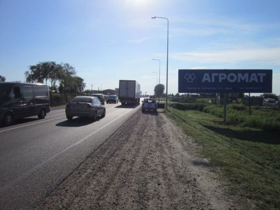 Фото рекламной плоскости по адресу М-06, Пасіки-Зубрецькі, 300 м до  Леокераміка, гот.КОПА