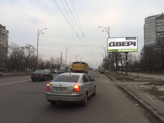 Фото рекламної площини за адресою Драйзера Теодора вул., 3