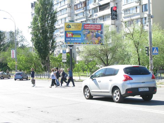 Фото рекламной плоскости по адресу Героїв Дніпра вул., 45