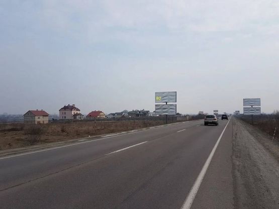 Фото рекламной плоскости по адресу Об'їзна М-10, З.О. м. Львова, Панська Гора в сторону ТРЦ King Cross Leopolis (верхній)2