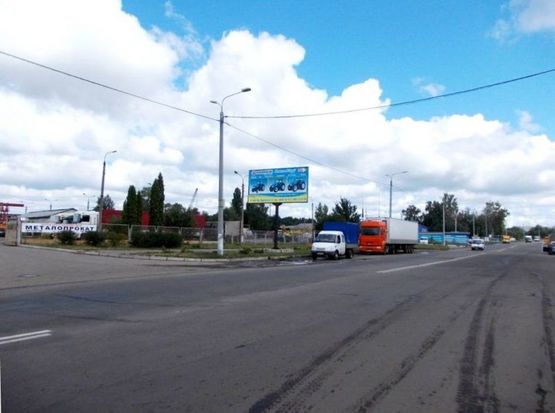 Фото рекламної площини за адресою ул. Черниговская,7