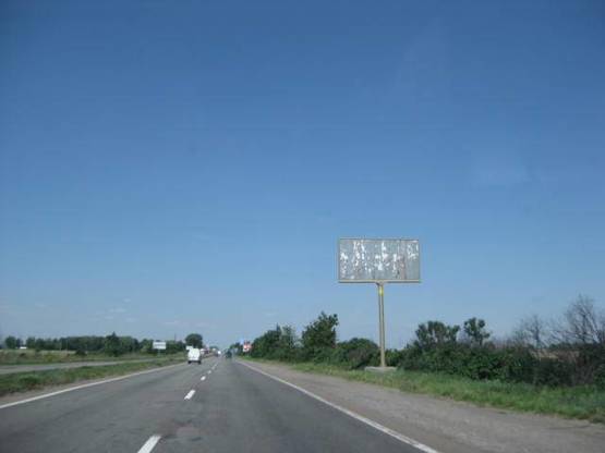 Фото рекламной плоскости по адресу трасса Киев-Чернигов_км. 39+450_правый // из Киева