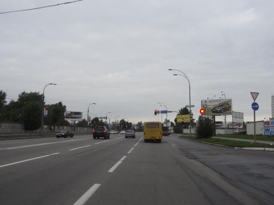 Фото рекламної площини за адресою Днепрoвская набережная вoзле АЗС