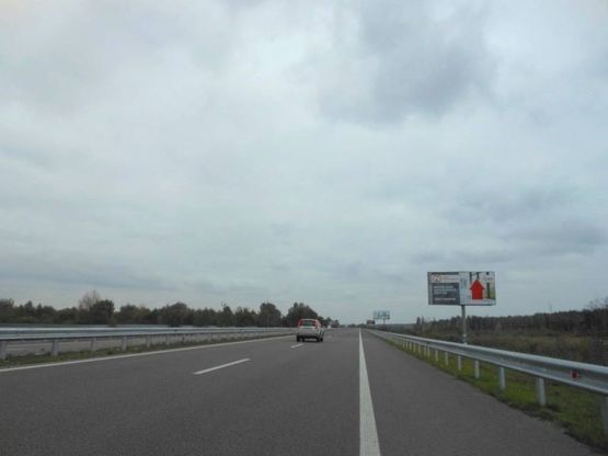 Фото рекламної площини за адресою Новообухівська траса, км 30+300 лево