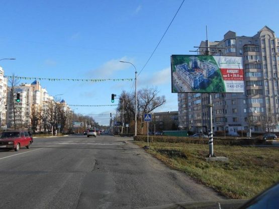 Фото рекламної площини за адресою м. Буча, траса М07, км 29+300 ліво, вул. Нове шосе- вул. Б.Хмельницкого, перед світлофором, ЖК "Гранд Бурже"