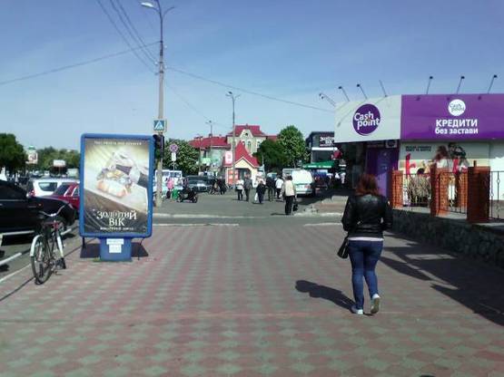 Фото рекламної площини за адресою пл. Ярмаркова біля кафе "Рандеву"