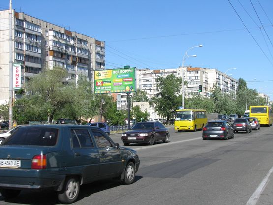 Фото рекламної площини за адресою Героїв Дніпра вул., 45