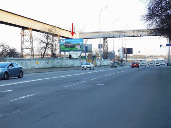 Фото рекламної площини за адресою Набережно-Крещатицкая ул. 70, перекресток с ул.В.Вал, от Рыбальского моста