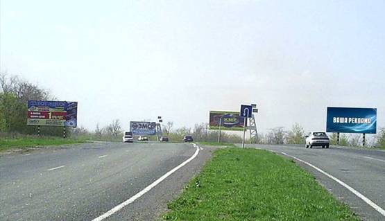 Фото рекламної площини за адресою р-н оптового овощного рынка и на въезде в г. Славянск (направление на Краматорск)