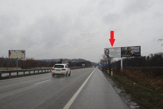 Фото рекламної площини за адресою Новообуховская трасса (Днепропетровское шоссе), в направлении г.Киев после ТЦ "Мегамаркет",5км+100метров, левая