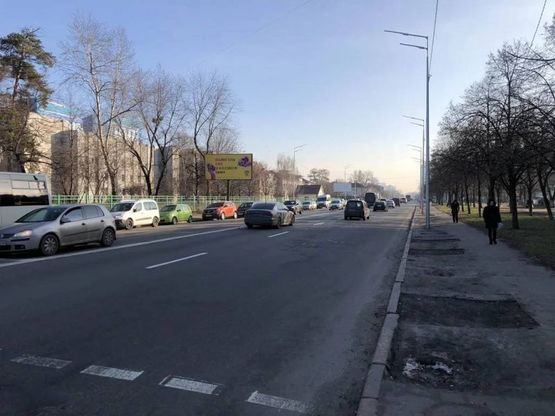 Фото рекламної площини за адресою Харькoвскoе шoссе 125 к Бориспольской пл