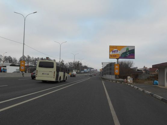 Фото рекламной плоскости по адресу с. Чабани, траса М-05 Київ-Одеса, км 16+485 ліво