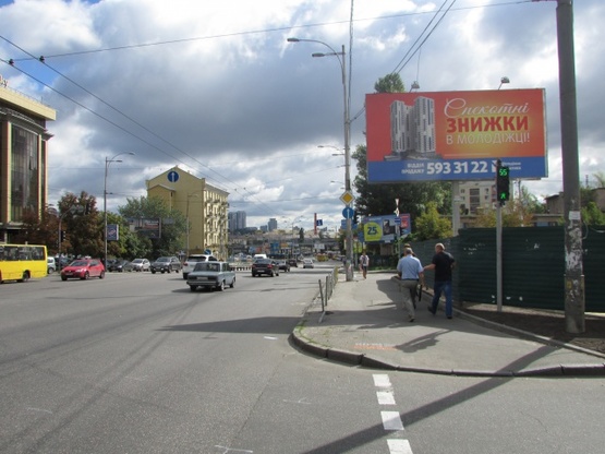 Фото рекламной плоскости по адресу Валерия Лобановского (Краснозвездный) проспект / Демеевская ул.