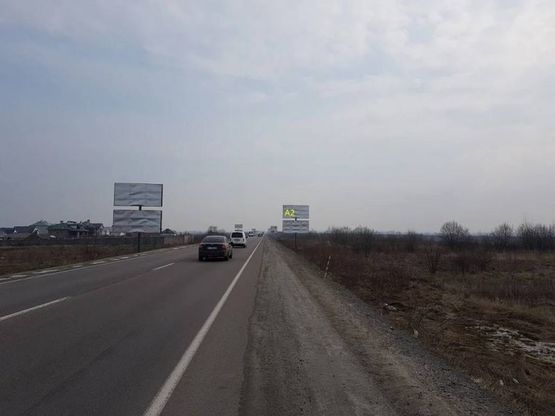 Фото рекламної площини за адресою Об'їзна М-10, З.О. м. Львова, Панська Гора в сторону ТРЦ King Cross Leopolis (верхній )1