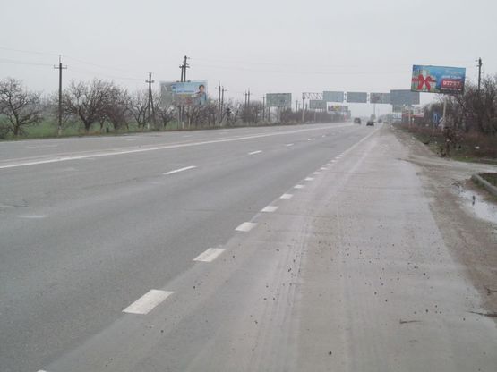 Фото рекламної площини за адресою Авангард-7 км