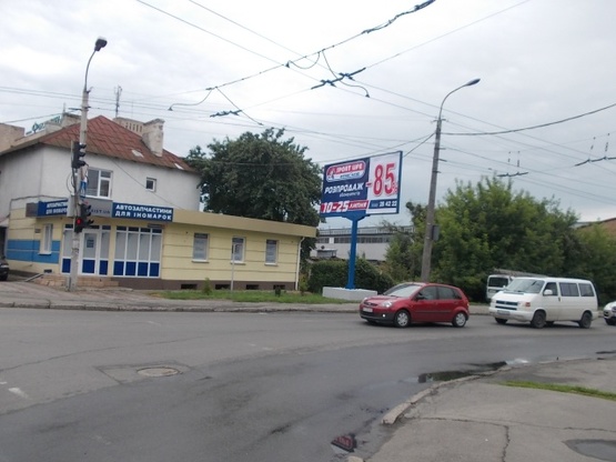 Фото рекламной плоскости по адресу Рівненська-Авторемонтна