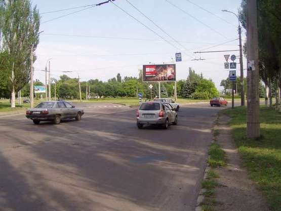 Фото рекламной плоскости по адресу 30-річчя Перемоги вул. - Олени Теліги вул. (Конєва вул.) (до кільця)