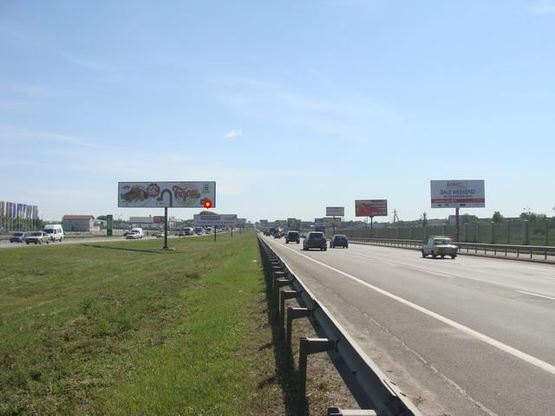 Фото рекламної площини за адресою Б. Окружная 12 (Praktiker) в сторону Одесской пл. правое ухо