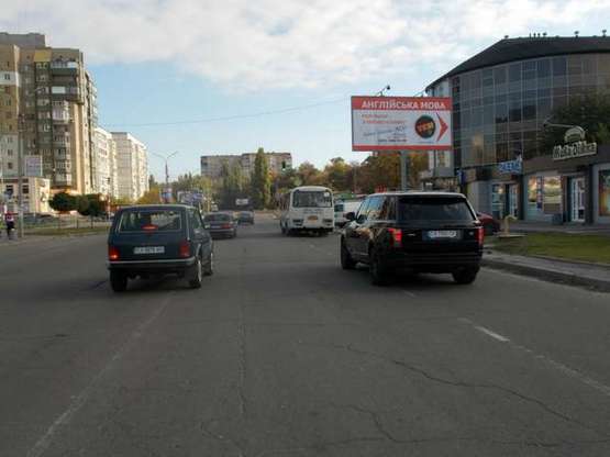 Фото рекламной плоскости по адресу Гагаріна вул. - Богдана Хмельницького вул.