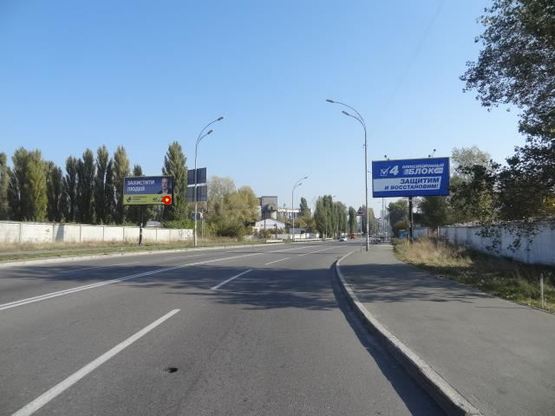 Фото рекламної площини за адресою Здолбуновкая ул., 100 м от Днепровской