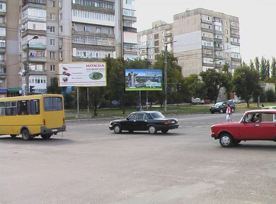 Фото рекламной плоскости по адресу Преображенская /Пл.Б.Хмельницого.