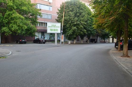 Фото рекламної площини за адресою s041А4,вул. В. Вернадського (Дзержинського) - вул. Арх. Дольника (Шаумяна)