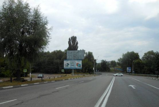 Фото рекламной плоскости по адресу м. Обухів, вул. Київська, 123 - вул. Миру (виїзд з Обухів на Київ, Українку)