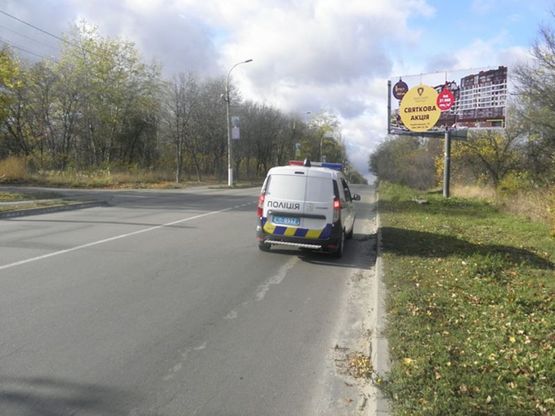 Фото рекламної площини за адресою Вышгород ул.Шолуденко (А)/ресторан "Вышеград" - из центра