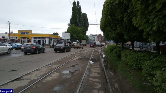 Фото рекламної площини за адресою ул. Московская, 4 (Житоний рынок, 200м. От "Эко" маркета)