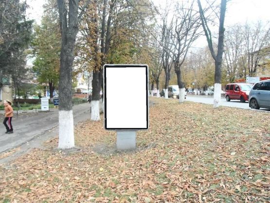 Фото рекламної площини за адресою г.Фастов, перекресток ул. Интернациональной и ул. Соборной