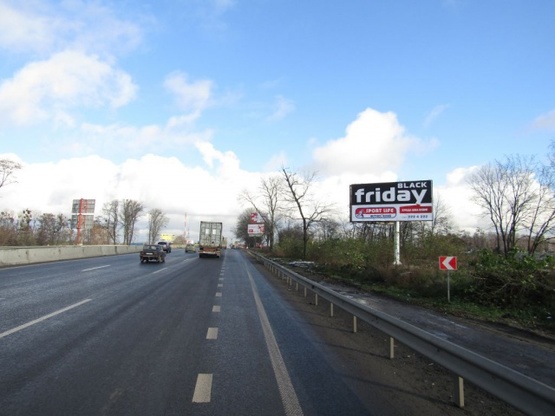 Фото рекламной плоскости по адресу Одесская трасса, в направлении г.Киев, 560м перед заправкой КЛО и гостинично-рестор, 4км+300метрованным комплексом " Чабаны"
