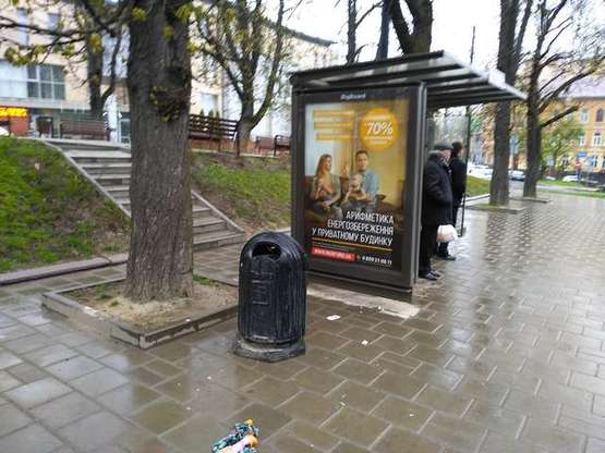 Фото рекламной плоскости по адресу Івана Франка вул., 108