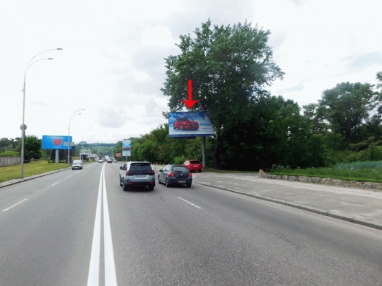 Фото рекламної площини за адресою Броварской пр-т, 400 м до моста Метро, в центр