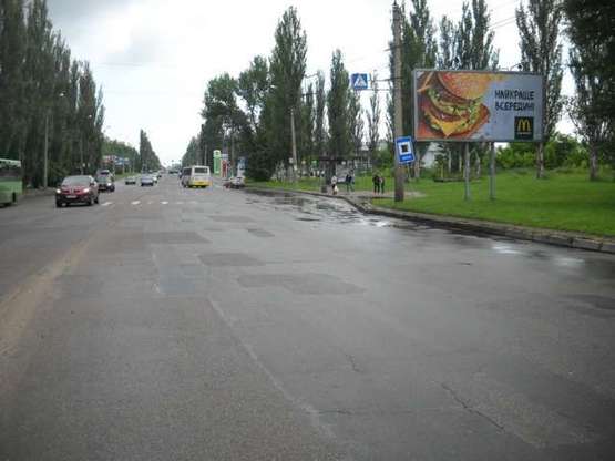 Фото рекламной плоскости по адресу 30-річчя Перемоги вул. - Олени Теліги вул. (Конєва вул.)