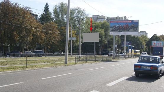 Фото рекламной плоскости по адресу s066Б,вул. Робоча - вул. Уральська, біля світлофора