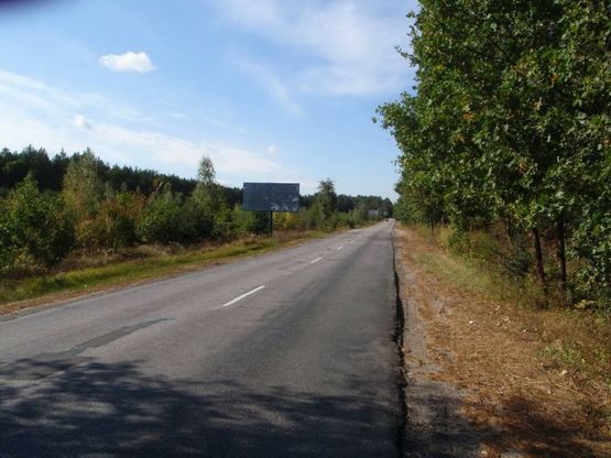 Фото рекламної площини за адресою Початок автодороги, яка з'єднює Стару Обухівську трасу із м.Українка, 0+800 км., праворуч