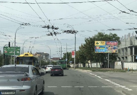 Фото рекламной плоскости по адресу Трутенка Онуфрия ул., 32