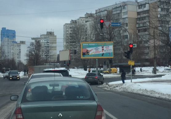 Фото рекламної площини за адресою Тростянецкая ул. - Вербицкого ул.