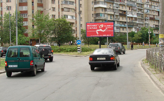 Фото рекламной плоскости по адресу Тимошенко 12 (В) на ул.Богатырскую