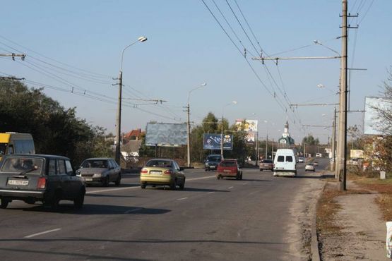 Фото рекламной плоскости по адресу П-т К. Володимира, міст через р.Протока по напрямку до вул. Леваневського (в центр)