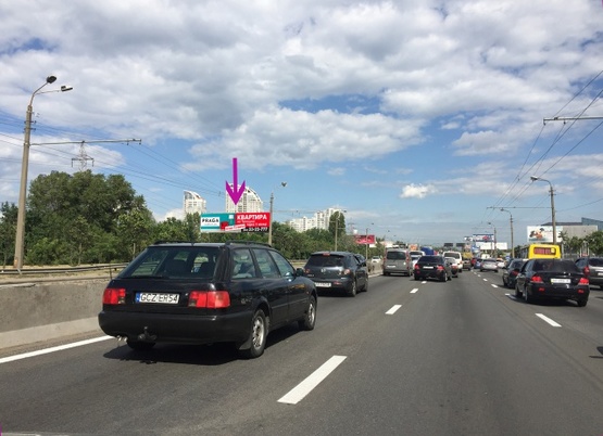 Фото рекламной плоскости по адресу Московский проспект, крупная транспортная развязка, направление м. Петровка (Метро Кеш энд Керри, ТРЦ "Блокбастер")