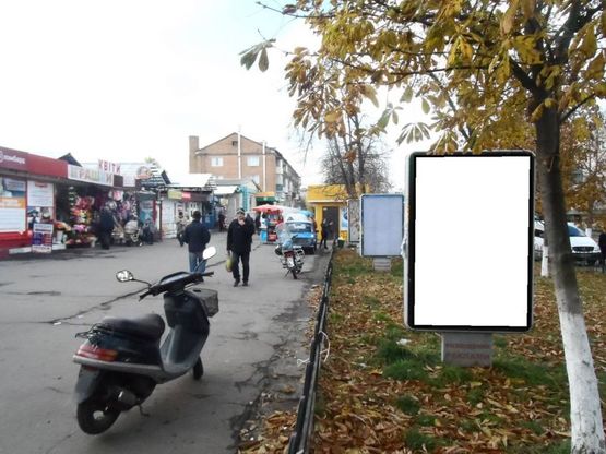 Фото рекламной плоскости по адресу г.Фастов, ул.Соборная, 43, Вечерний рынок