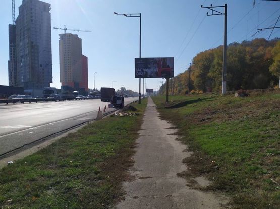 Фото рекламної площини за адресою Столичне шосе, 26, навпроти ЖК "Світло Парк", 1100м від ст.м. Видубичі, в напрямку Конча Заспи, (ІІІ-й)