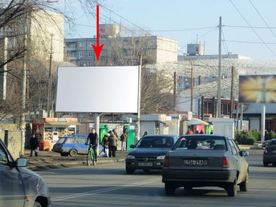 Фото рекламной плоскости по адресу 044Б,просп. Мануйлівський (Воронцова), 59, біля ресторану МАКДОНАЛДС на просп. Слобожанський (Газ. Правда)