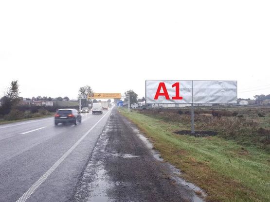 Фото рекламной плоскости по адресу Об'їзна М-06, Київ-Чоп, на вїзді в с.Малі Підліски в сторону Києва (лівий) 3